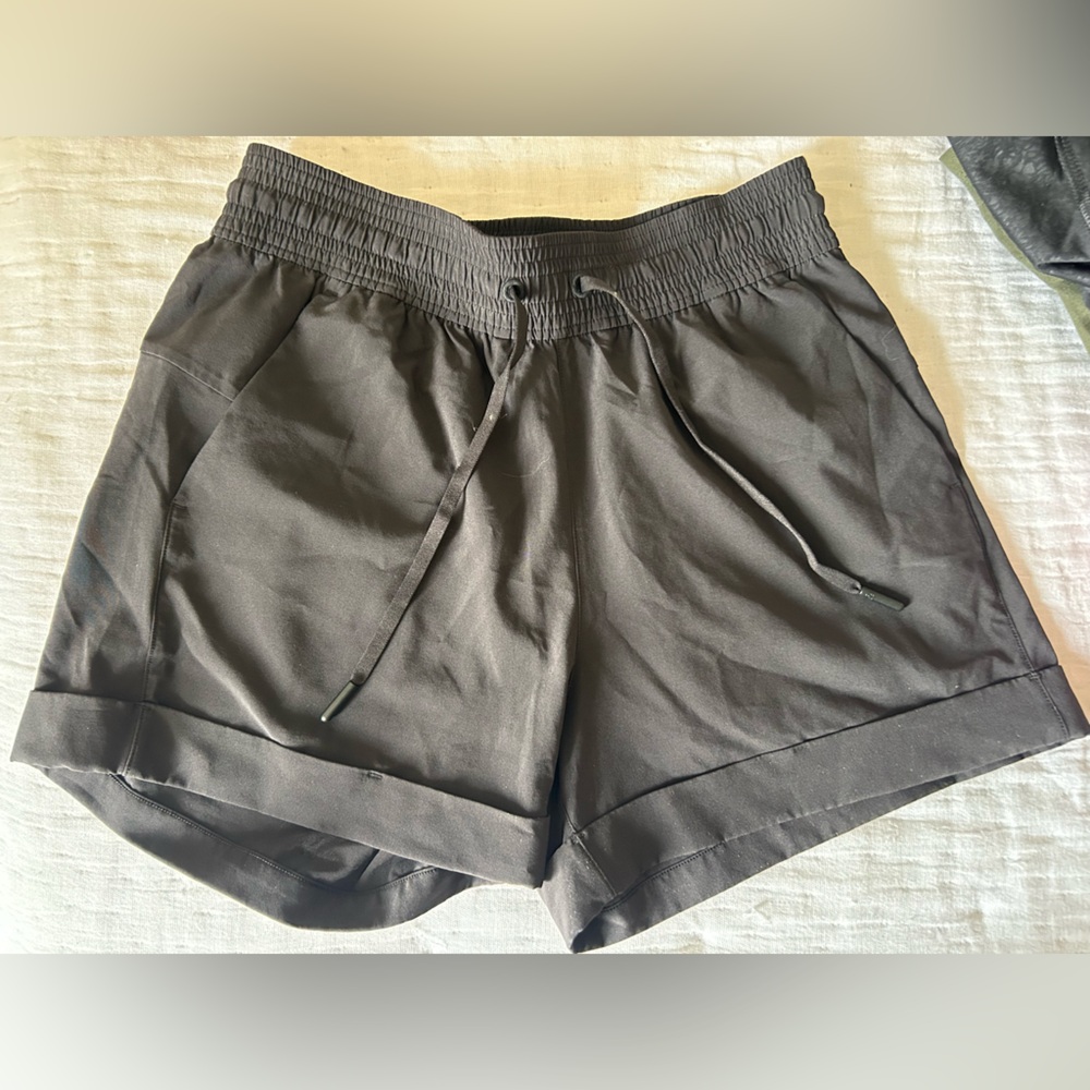 lululemon athletica Women's Gray Athletic Shorts